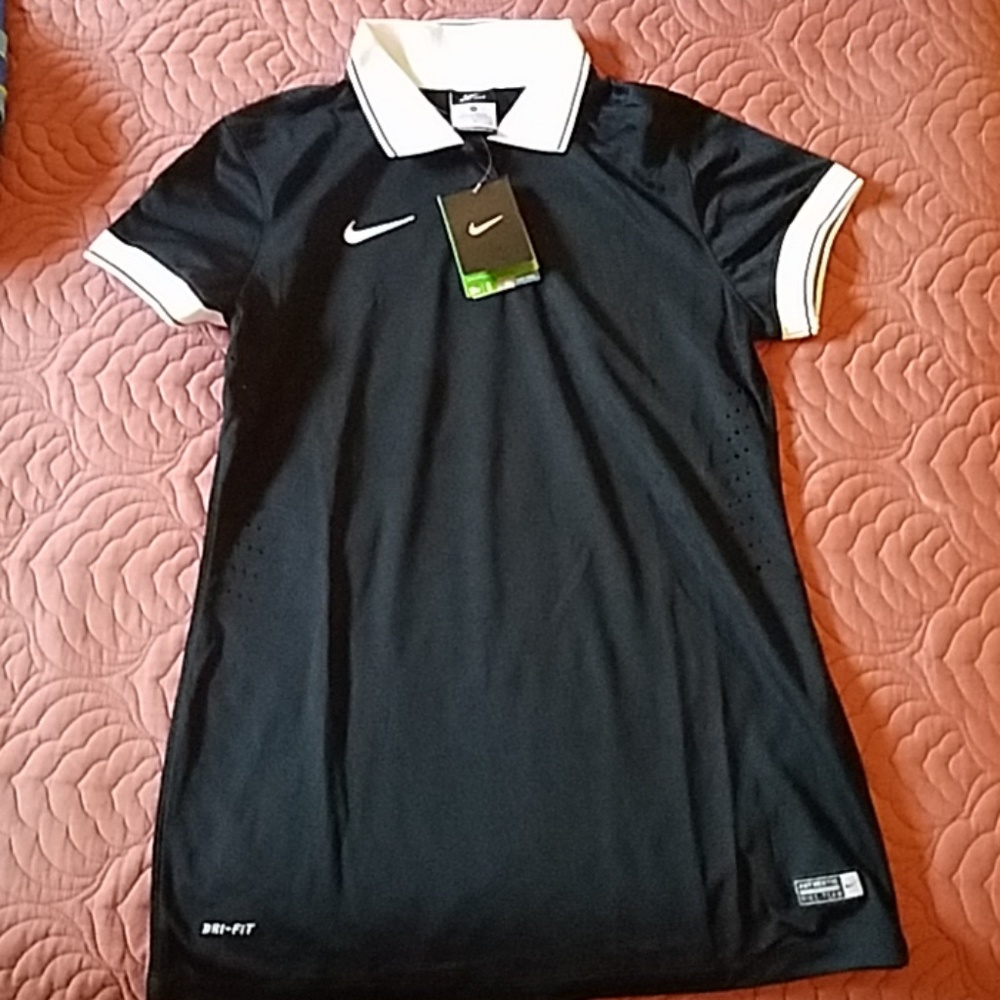 Nike Dry Fit top